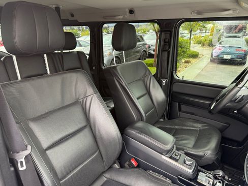 Used 2017 Mercedes-Benz G 550 image 23