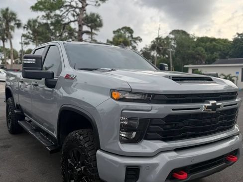 Used 2025 Chevrolet Silverado 2500 Custom w/ Custom Value Package AWD/4WD image 3