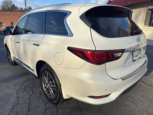 Used 2018 INFINITI QX60 AWD w/ Premium Plus Package image 3