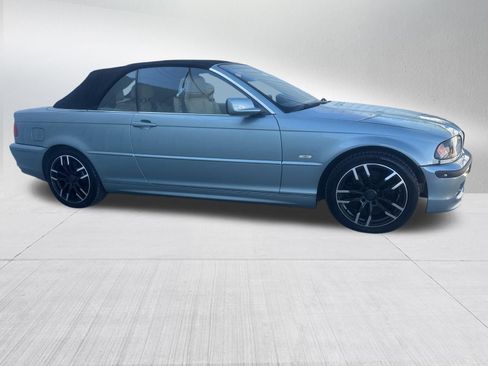 Used 2003 BMW 330Ci Convertible image 24