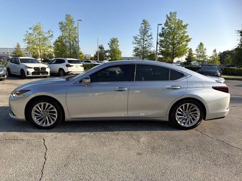 Used 2023 Lexus ES 350 Ultra Luxury w/ Accessory Package (Z2) FWD image 5