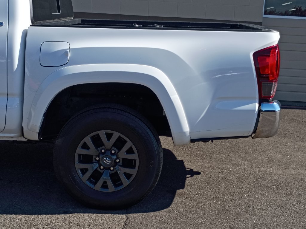 Used 2023 Toyota Tacoma SR5 RWD image 7