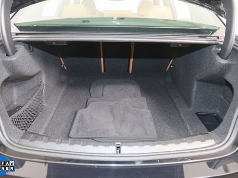 Used 2023 BMW 330i xDrive Sedan w/ Driving Assistance Package image 56