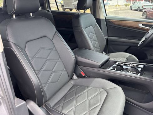 Used 2026 Volkswagen Atlas SE AWD/4WD image 39