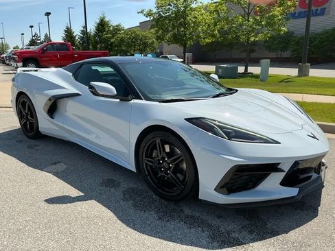 Used 2023 Chevrolet Corvette Stingray Preferred Conv w/ Z51 Performance Package RWD image 2
