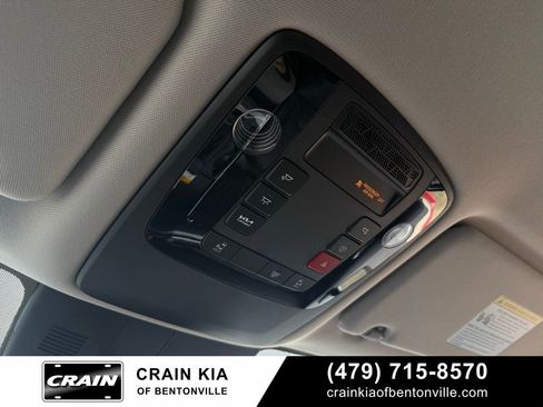 New 2026 Kia Carnival FWD image 21
