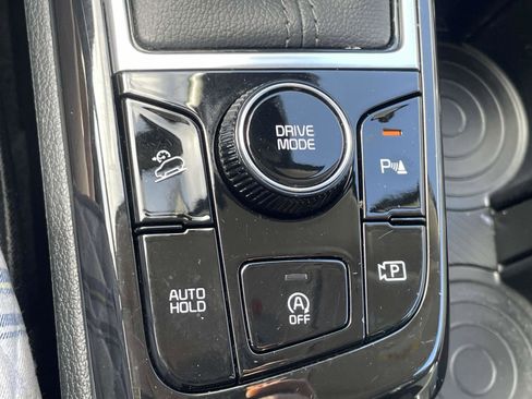 Used 2023 Kia Sportage EX image 7