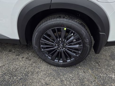 New 2026 Nissan Pathfinder SL w/ SL Premium Package image 9