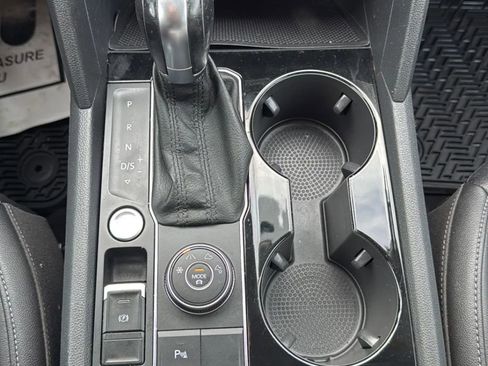 Used 2018 Volkswagen Atlas SEL image 20