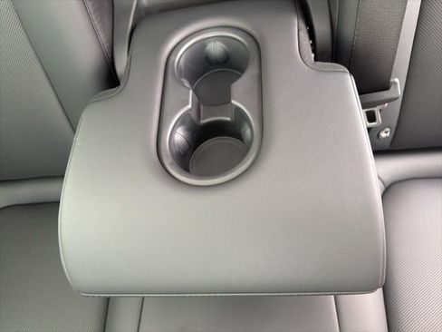 Used 2026 Tesla Model Y Long Range image 14