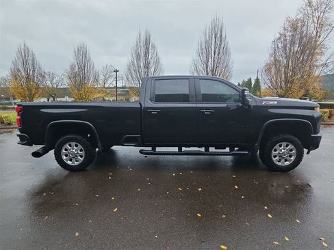 Used 2021 Chevrolet Silverado 3500 LTZ w/ LTZ Plus Package image 7