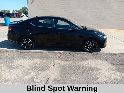 New 2025 Nissan Sentra SV image 6