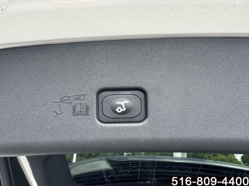 Used 2026 Lincoln Nautilus Reserve AWD/4WD image 37