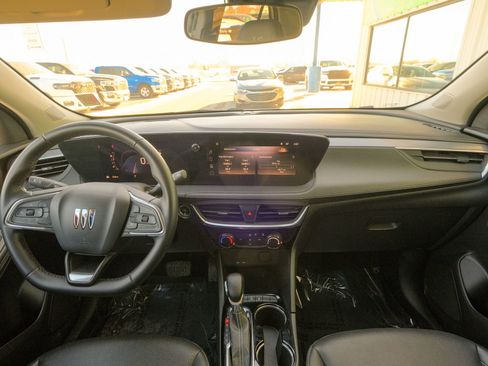 Used 2024 Buick Encore GX Sport Touring image 32