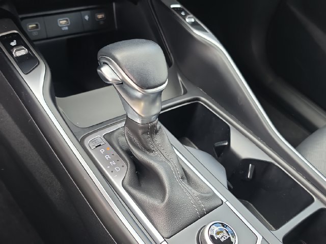 Certified 2023 Kia Sorento S FWD image 28
