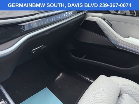 Certified 2024 BMW X7 xDrive40i w/ M Sport Package AWD/4WD image 20