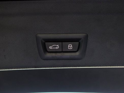 Used 2025 BMW X6 xDrive40i image 34