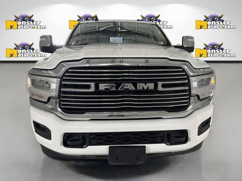 Used 2023 RAM 2500 Laramie AWD/4WD image 2