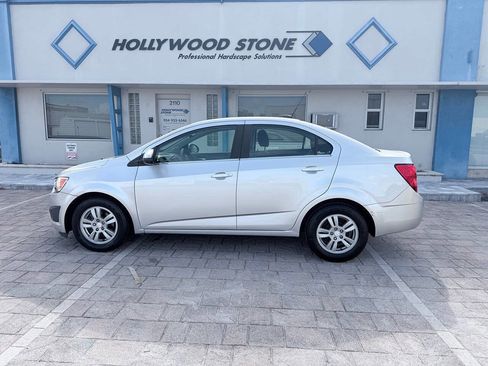 Used 2016 Chevrolet Sonic LT FWD image 3