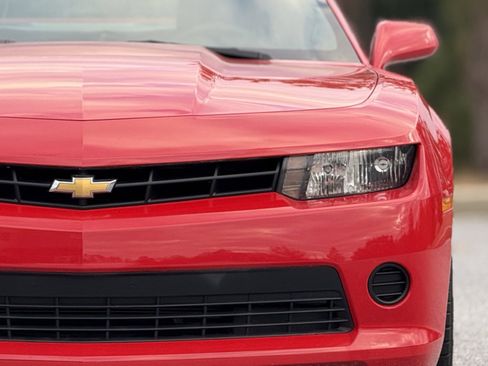 Used 2015 Chevrolet Camaro LS image 14