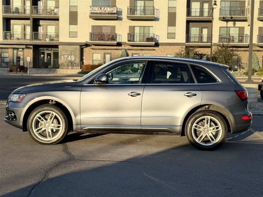 Used 2016 Audi Q5 2.0T Premium Plus w/ Technology Package AWD/4WD image 4