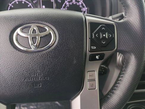 Used 2021 Toyota 4Runner SR5 AWD/4WD image 30