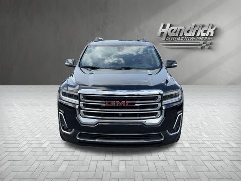 Used 2023 GMC Acadia SLT w/ Technology Package AWD/4WD image 3