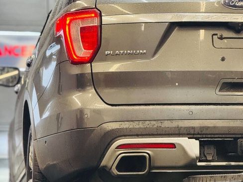 Used 2016 Ford Explorer Platinum image 13