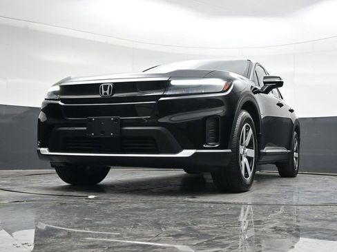 Used 2024 Honda Prologue EX image 29
