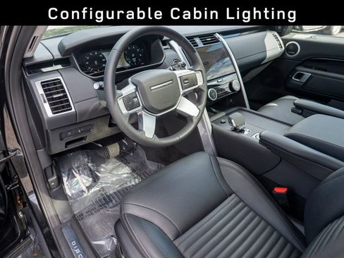 Certified 2024 Land Rover Discovery S image 12