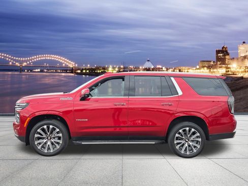 Used 2025 Chevrolet Tahoe High Country w/ Sun And Tow Package image 2