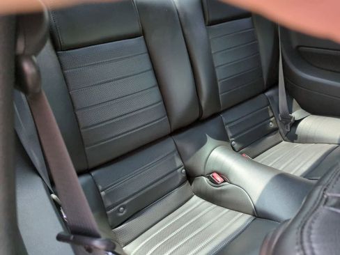 Used 2007 Ford Mustang GT RWD image 19