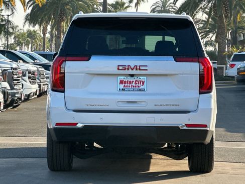 New 2026 GMC Yukon XL Elevation image 5