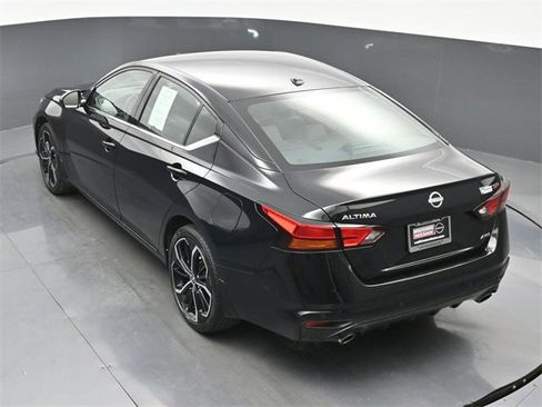 Certified 2024 Nissan Altima 2.5 SR image 31