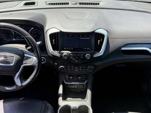 Used 2018 GMC Terrain SLT w/ Preferred Package AWD/4WD image 9