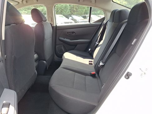 Used 2025 Nissan Sentra S FWD image 10