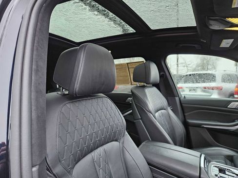 Used 2019 BMW X7 xDrive50i w/ Dynamic Handling Package image 13