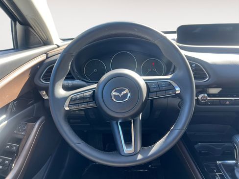 Used 2025 MAZDA CX-30 AWD 2.5 S w/ Premium Package image 12
