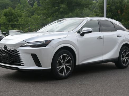 Used 2023 Lexus RX 350 Premium w/ Accessory Package AWD/4WD image 5