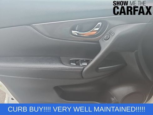 Used 2019 Nissan Rogue SV AWD/4WD image 28