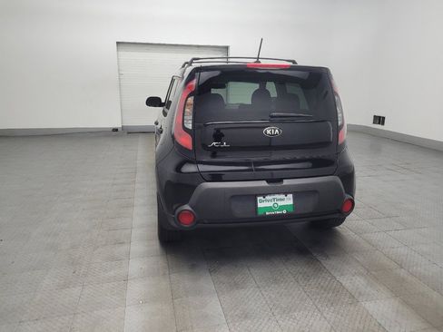 Used 2015 Kia Soul + FWD image 6