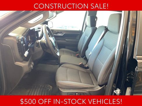 Used 2024 Chevrolet Silverado 1500 LT AWD/4WD image 8