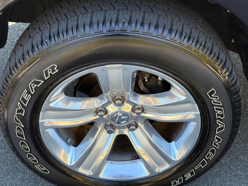 Used 2009 Dodge Ram 1500 Truck SLT image 16