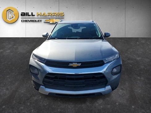 Used 2023 Chevrolet TrailBlazer LT image 3