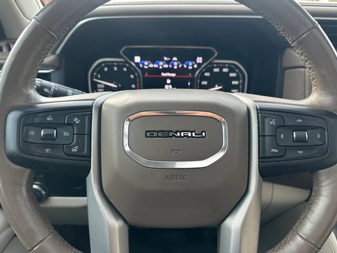 Used 2021 GMC Yukon Denali image 25