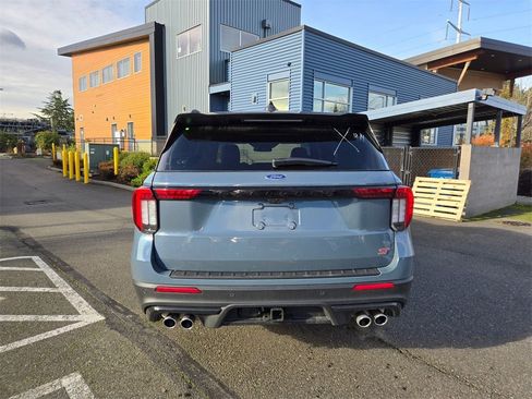 New 2026 Ford Explorer ST image 6