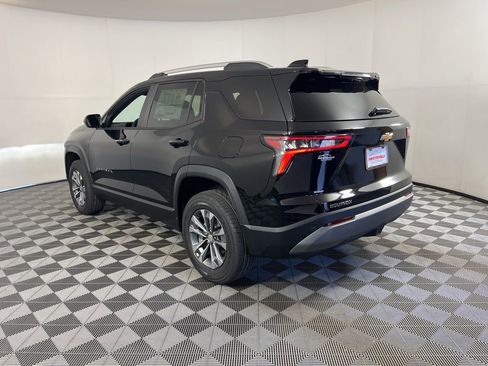 New 2026 Chevrolet Equinox LT image 3