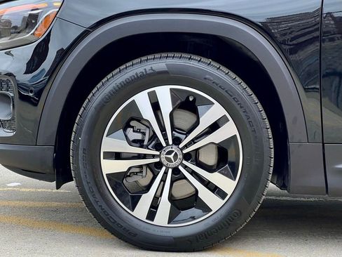 Certified 2026 Mercedes-Benz GLB 250 4MATIC image 9