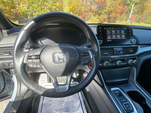 Certified 2022 Honda Accord Sport image 15