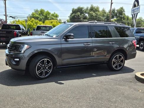 Used 2021 Ford Expedition Limited AWD/4WD image 7